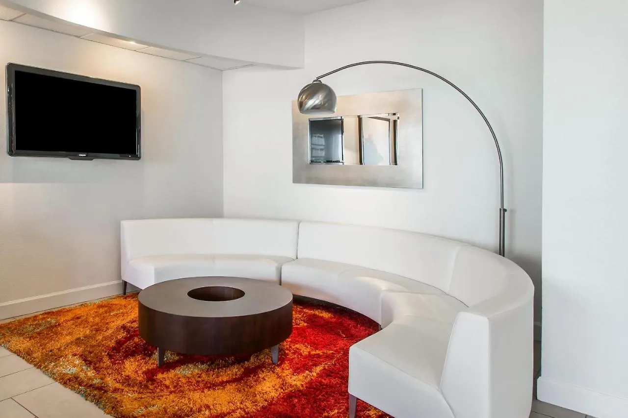 Bluegreen Vacations Daytona Seabreeze, Ascend Resort Collection Daytona Beach Shores